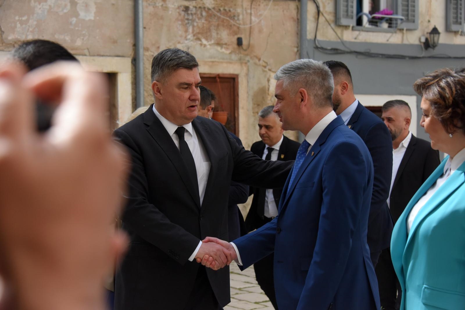 Milanović: 1976. sam prvi put vidio dvojezični natpis, bilo mi je neobično