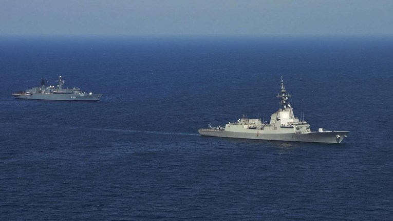Kina tvrdi da je protjerala američki ratni brod iz Kineskog mora, SAD to negira