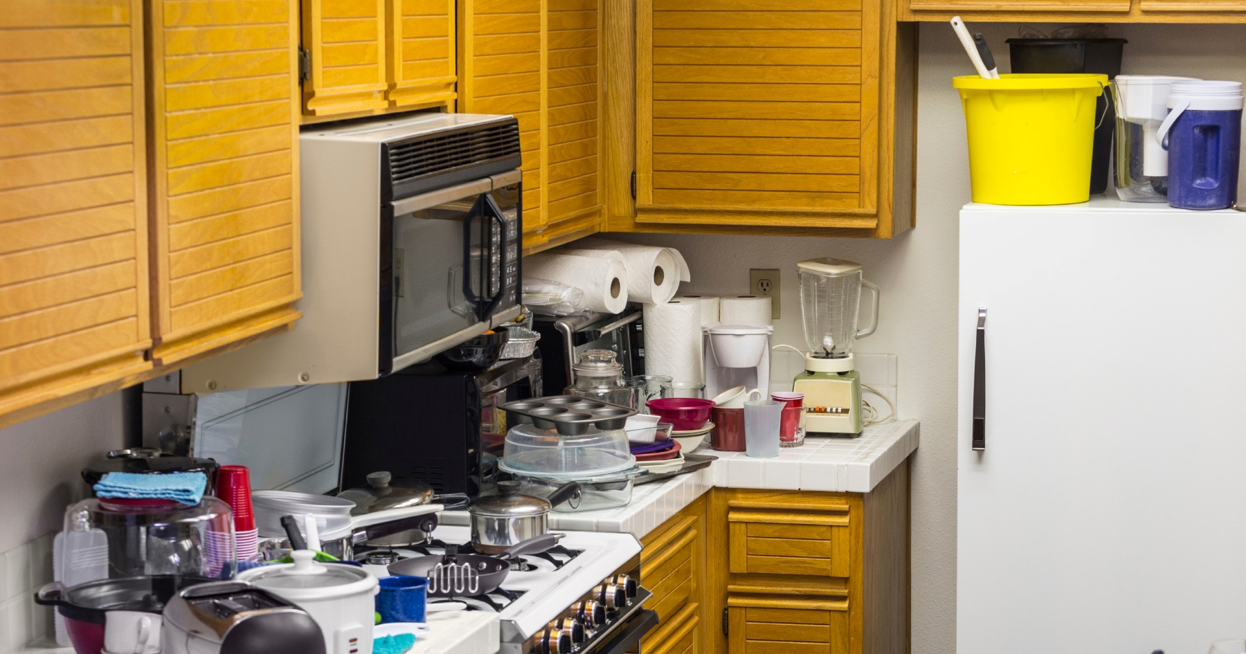 Oslobodite prostor u kuhinji: 6 stvari koje možete odmah baciti, ne trebaju vam