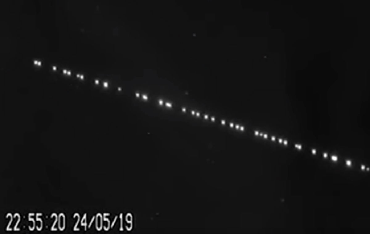SpaceX u jednom danu lansirao 60 satelita, pogledajte snimku