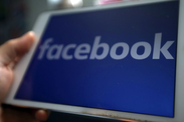 Facebook će uložiti 300 milijuna dolara u novinarstvo