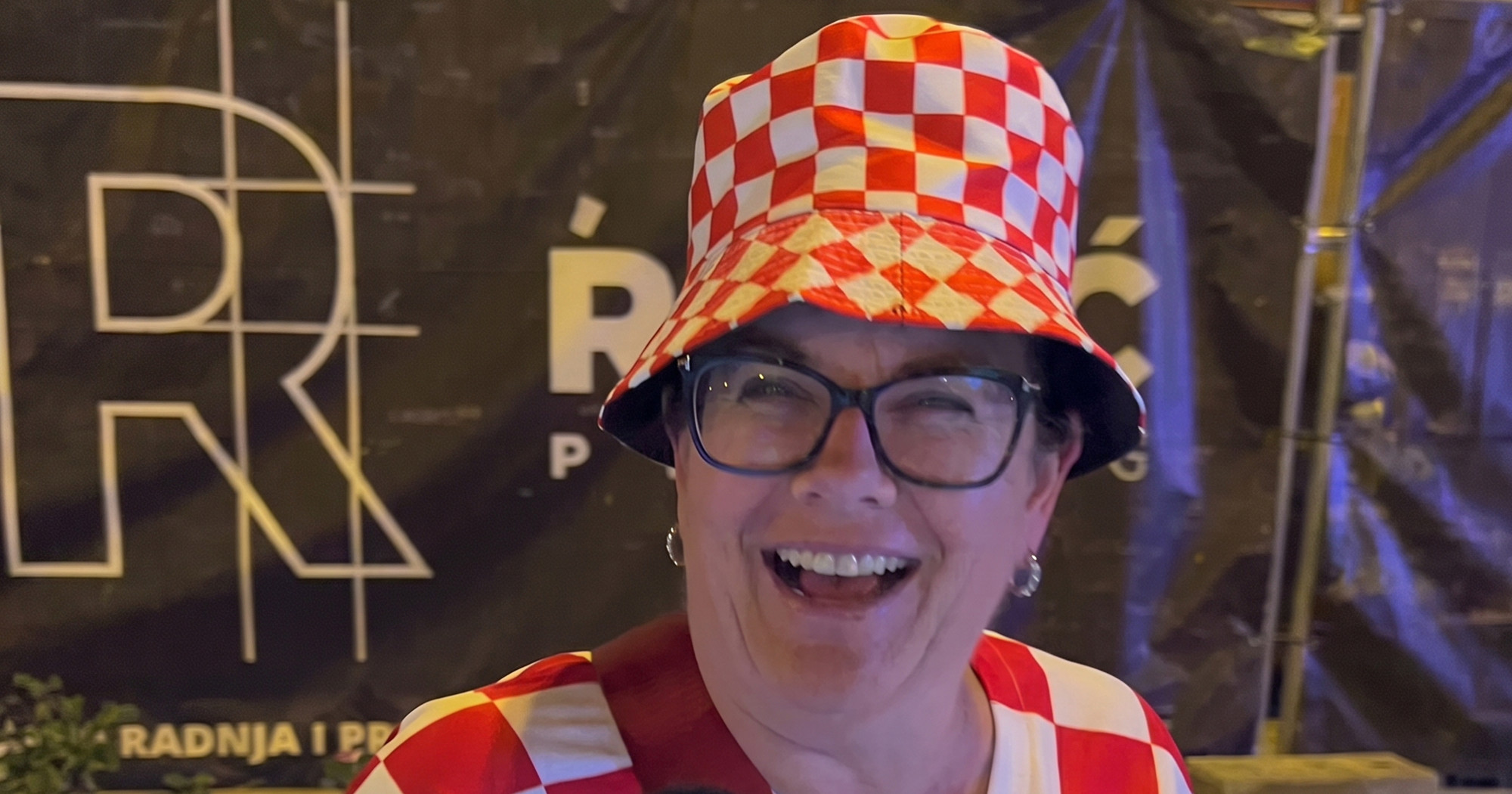 VIDEO Navijačica u Zagrebu: "Iz Toronta sam došla gledati Vatrene s Hrvatima"