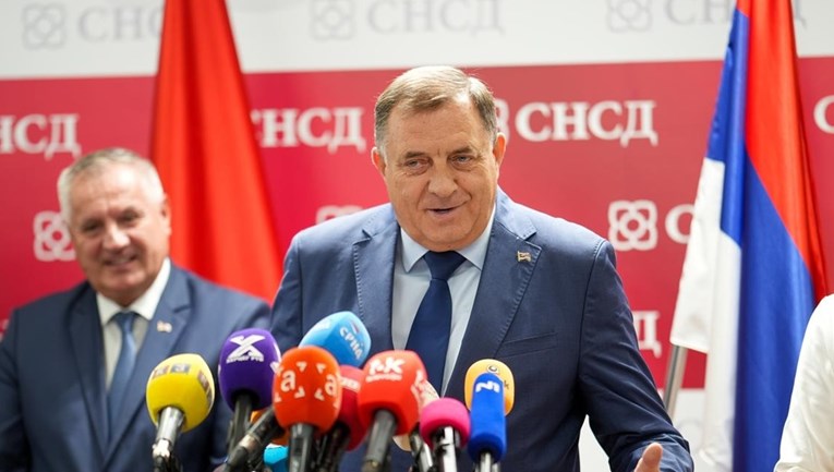 Dodik veličao četnike pa napao veleposlanika SAD-a: On je smrad