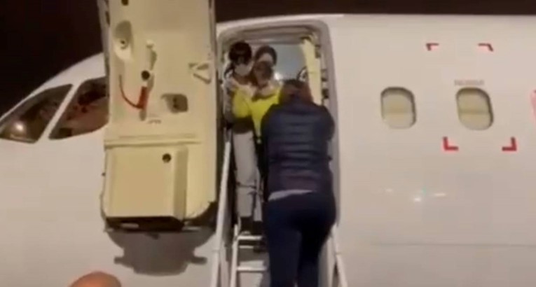 VIDEO Izrael iz Kijeva evakuirao desetero djece oboljele od raka
