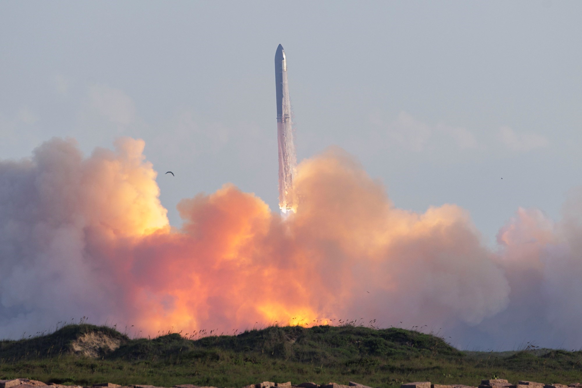 SpaceX-ov Starship napokon uspješno poletio nakon niza odgoda