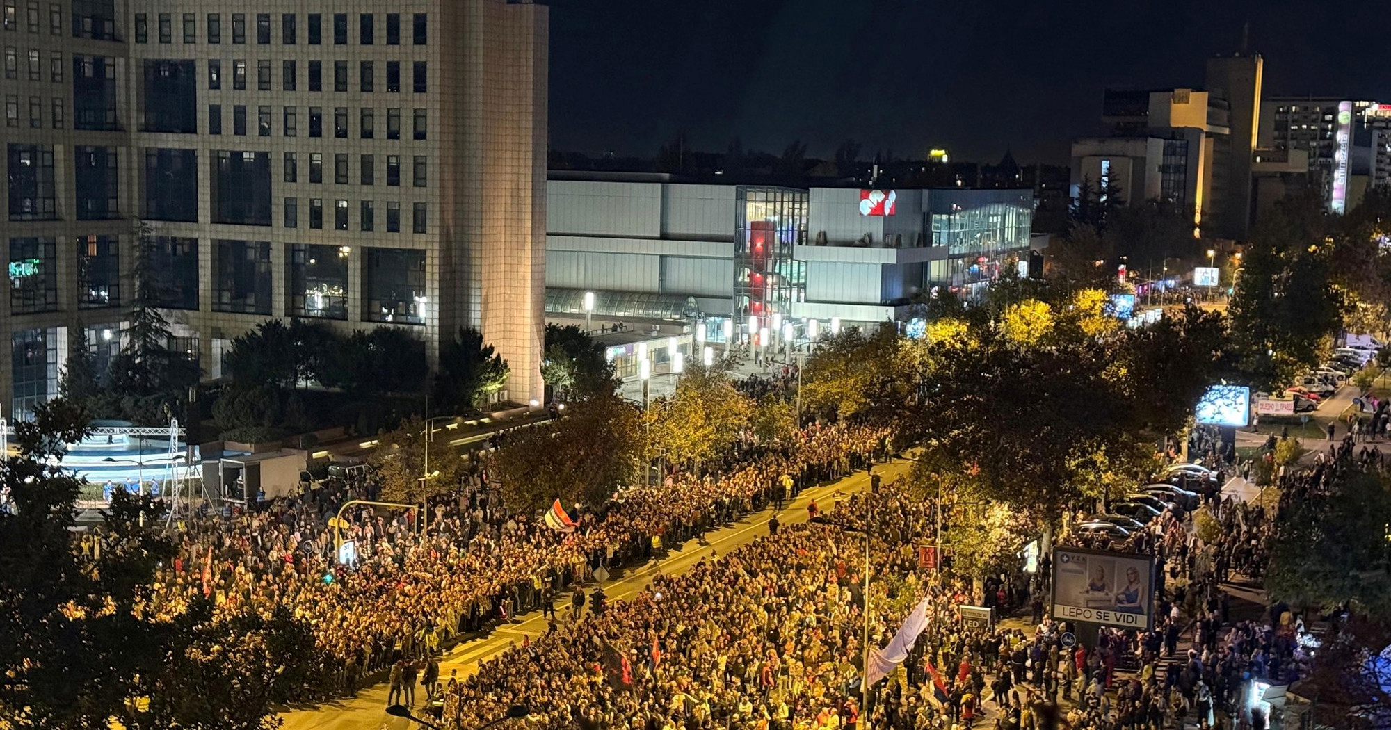 Sprema se golemi skup u Novom Sadu. Vučić se ispričao studentima, oni mu odgovorili