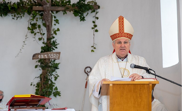Biskup Košić: Potres je teško predvidljiv, ne možemo se boriti kao protiv Srba