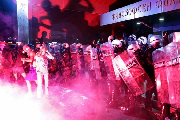 Švedska smanjuje pomoć Srbiji 