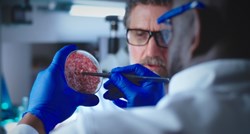 SAD odobrio prodaju laboratorijski uzgojenog mesa