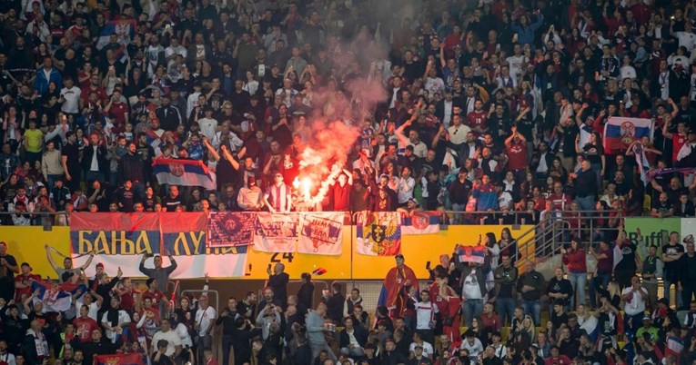 Srpski savez navijačima: Samo ove zastave smijete unijeti na stadion