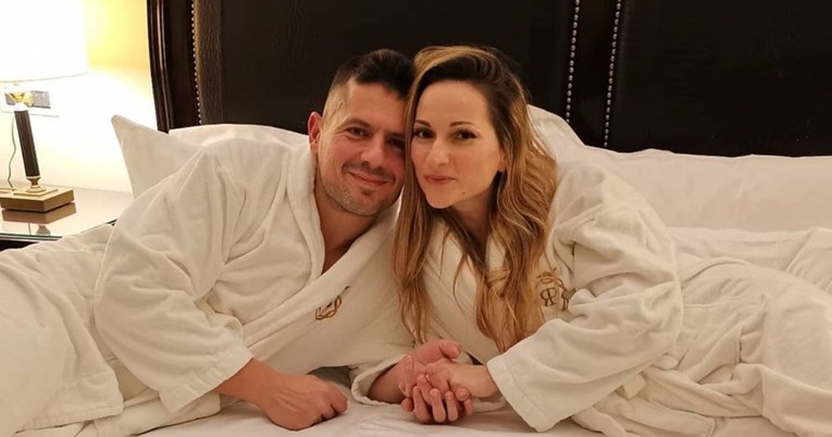 Pamela Ramljak u Dubrovniku proslavila osmu godišnjicu braka