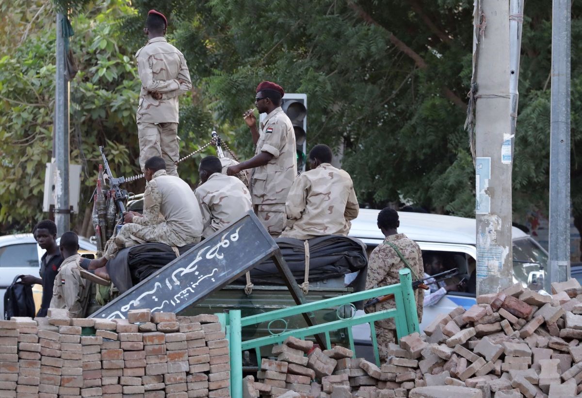 Veliki prosvjedi u Sudanu: Žele civilnu vlast, snajperisti pucali po ljudima