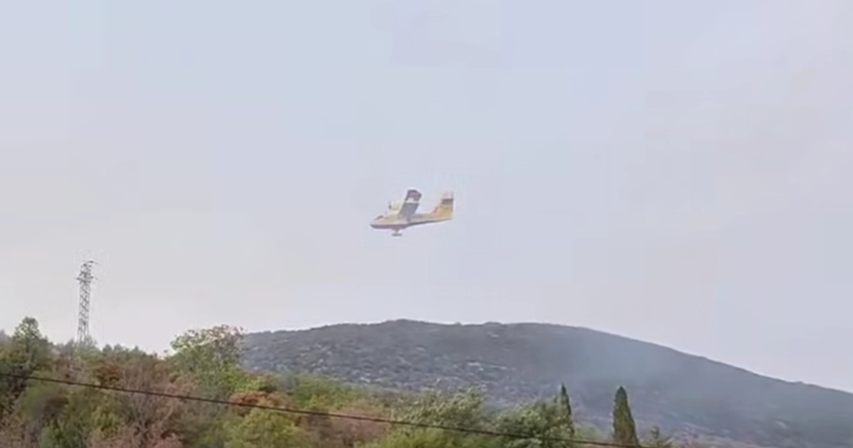 VIDEO Požar na Rujnici ponovno se razbuktao. Vatrogasci: Stigli smo ga, sad je u redu