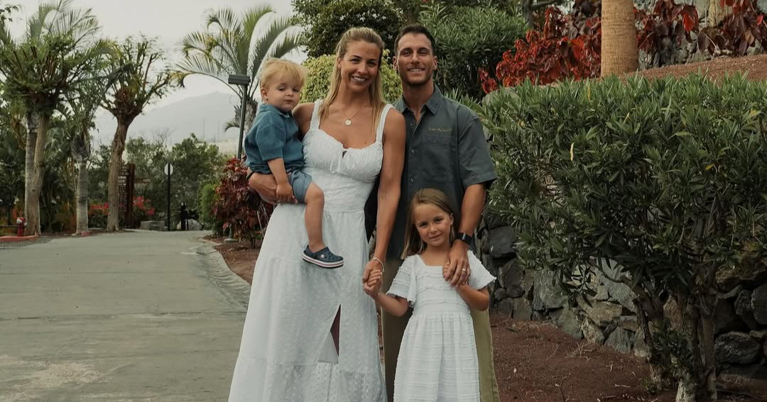 Poznati par na meti kritika zbog odgoja: "Ako ne zaspiš, tata će te pljusnuti"