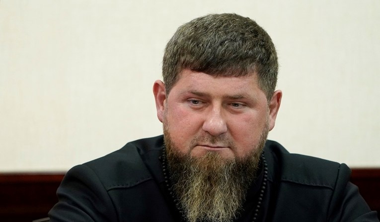 Kadirov navodno ima velikih zdravstvenih problema: "Na rubu smrti je"