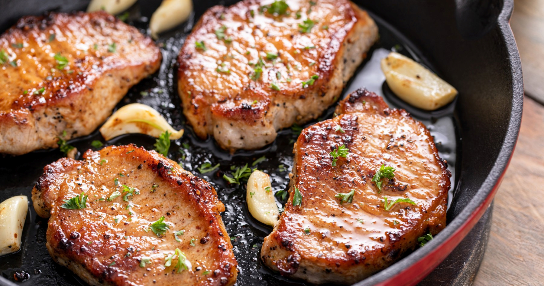 Savjeti mesara za savršeno mekane svinjske kotlete svaki put, pecite ih ovako