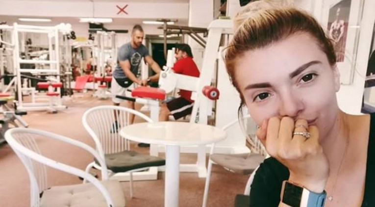 Ella Dvornik: Bilo je depresivno, nisam se šminkala ni prala kosu