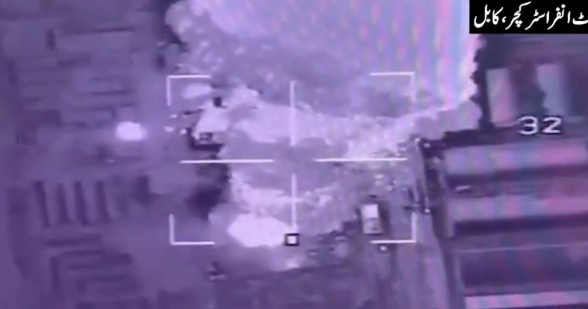 Afganistan: U napadu na bolnicu ubijeno 400 ljudi. Pakistan: To je skladište oružja