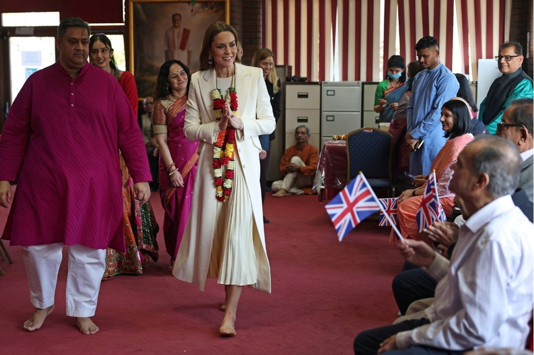 Kate Middleton izula cipele, svi komentiraju stopala: "Mogla je barem skratiti nokte"