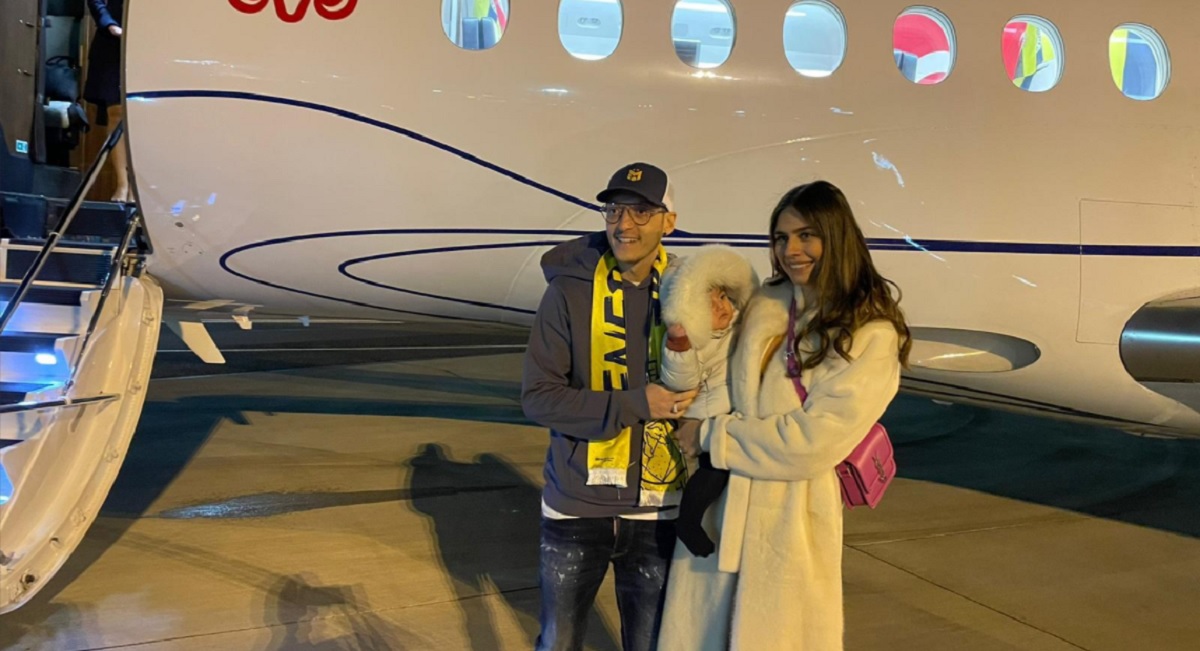 Özil napustio Arsenal i odletio potpisati s novim klubom: Bog mi je dao šansu