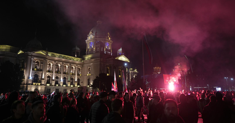 U Srbiji tvrde da je protiv prosvjednika korišten zvučni top. Što je to?