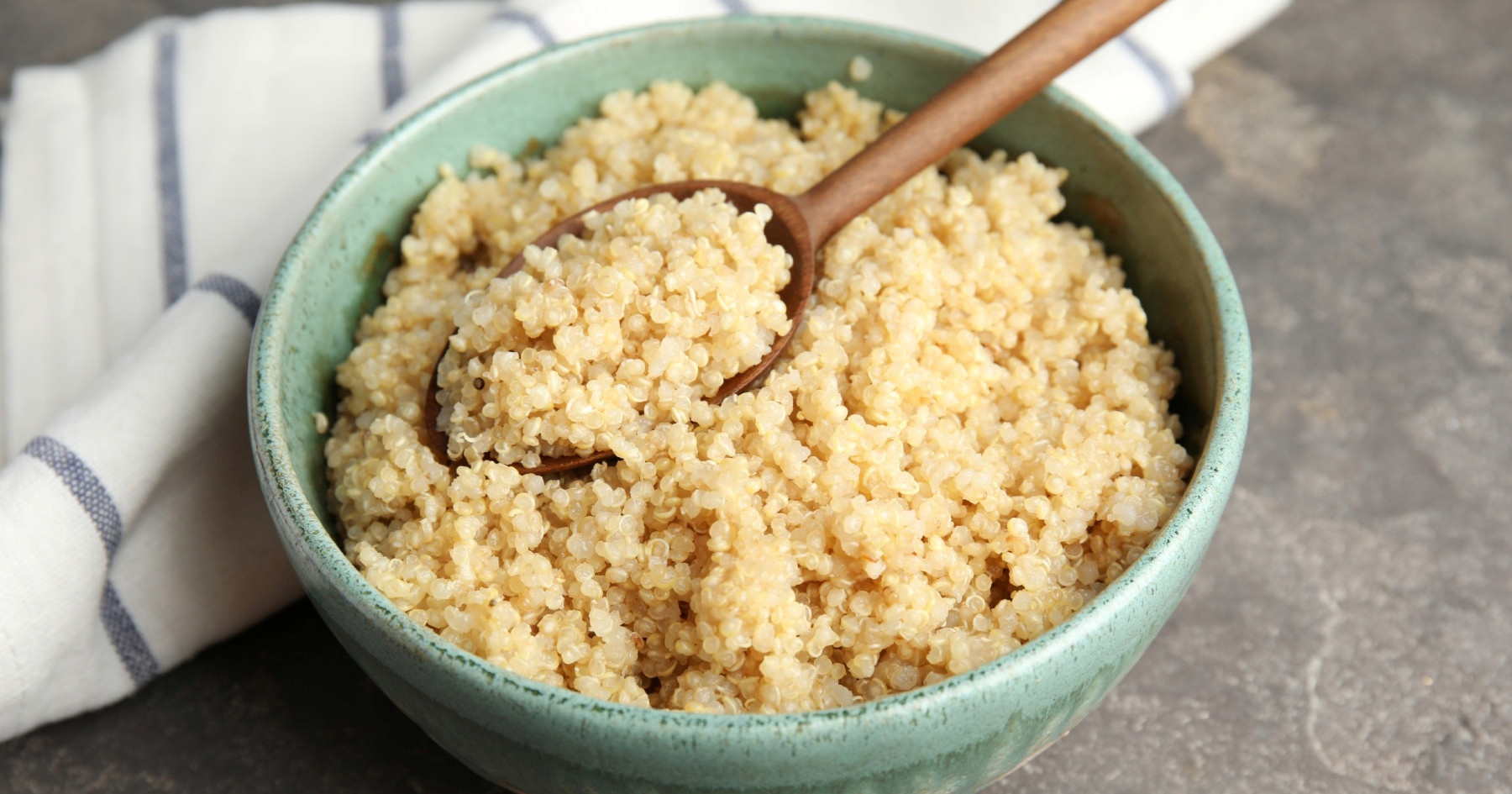 Kako skuhati kvinoju? Dvije provjerene metode za savršenu teksturu