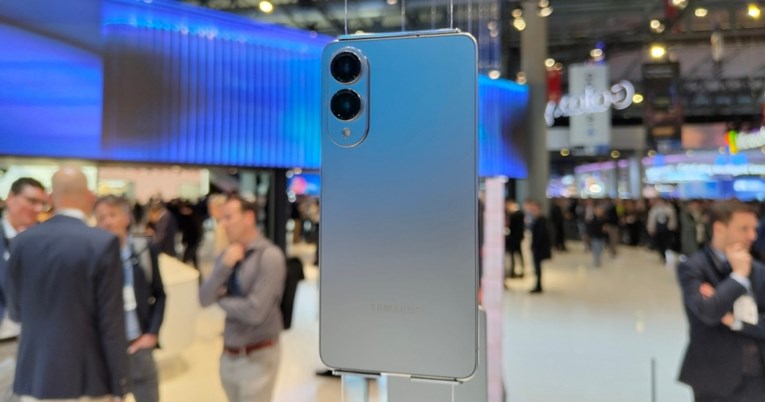 Samsung greškom otkrio cijene novog ultratankog telefona