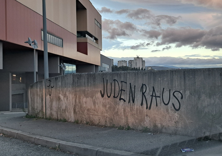 U Rijeci osvanuo nacistički grafit. U tijeku je očevid