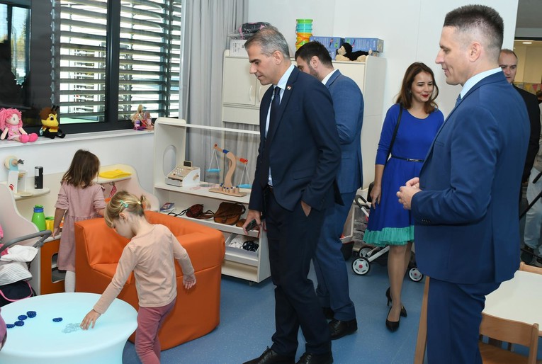 Grad Sisak povećava koeficijente i plaće zaposlenima u dječjim vrtićima