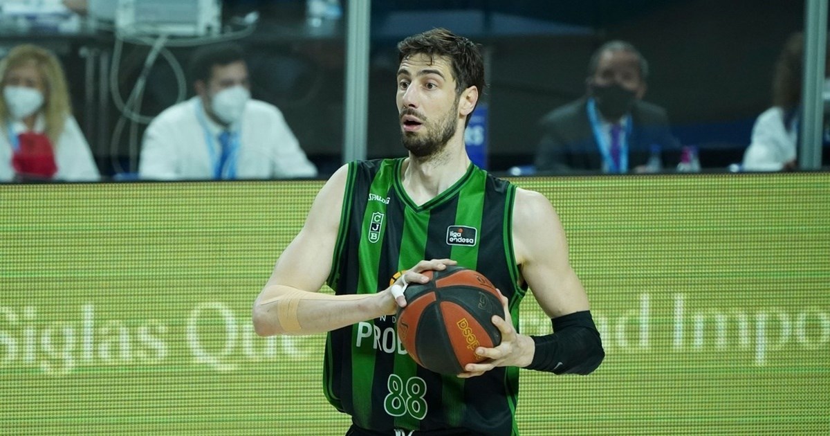 Tomić na 36. rođendan odigrao fenomenalno, publika mu skandirala "MVP, MVP"
