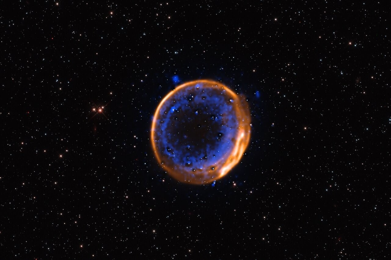 Prvi put snimljena dvostruka supernova. Zvijezda uništena u dvije sekunde