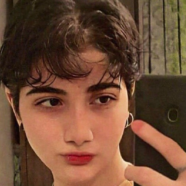 Mlada Iranka (16) pala u komu i moždano je mrtva. Prebila je moralna policija?
