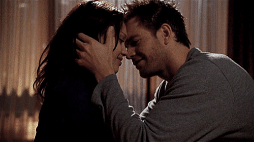 15 nerealističnih 18+ stvari koje žene u filmovima uvijek rade, a uopće nemaju smisla