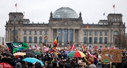 Više od 150.000 ljudi na protudesničarskom prosvjedu u Berlinu