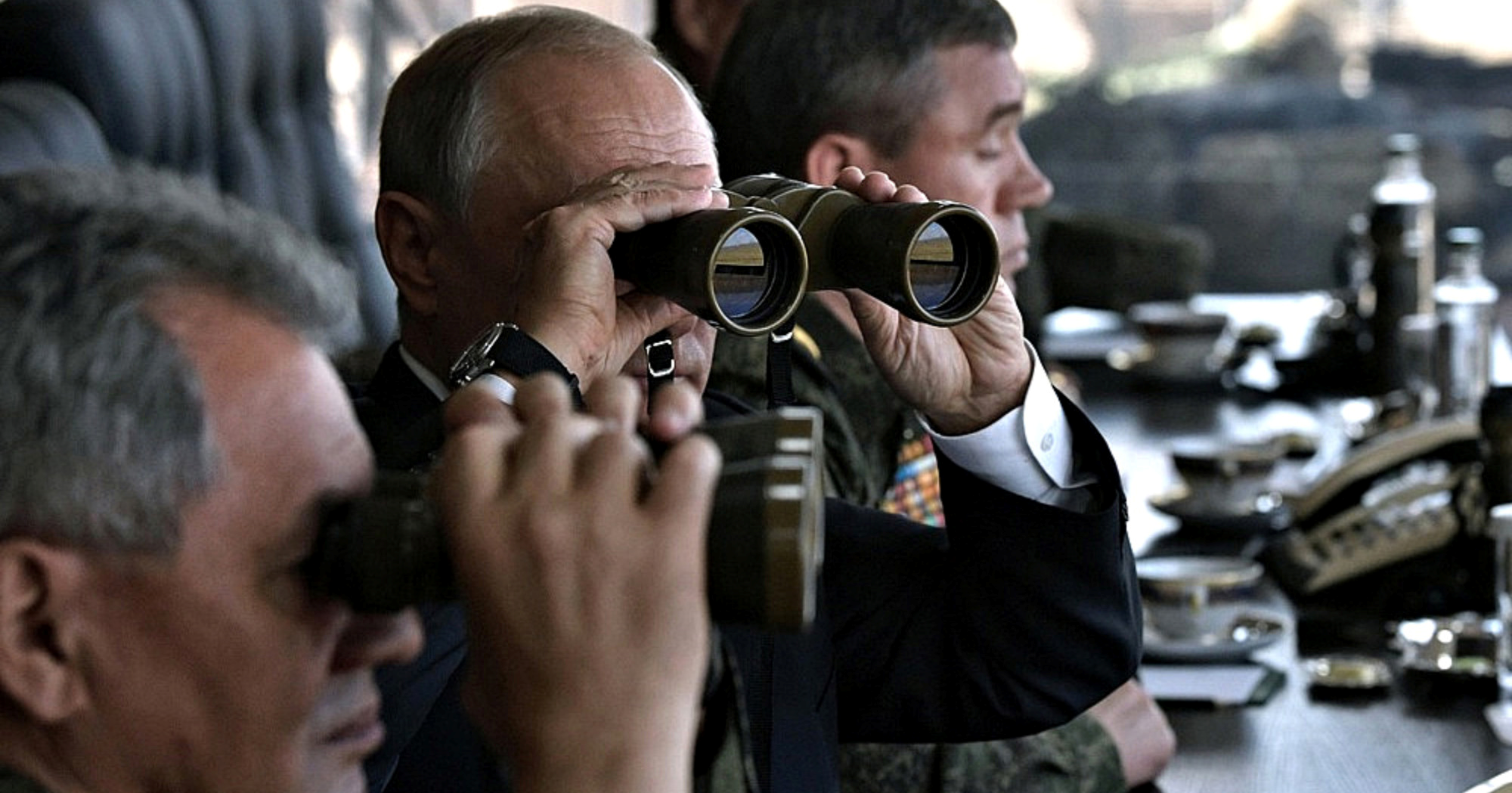 Trump gubi strpljenje i priti&#x161;&#x107;e Ukrajinu. &quot;Putin ima novca za jo&#x161; godine rata&quot;