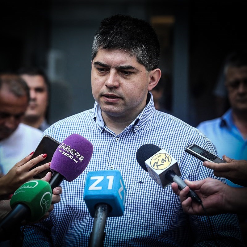 Tko je šef vodovoda koji kaže da je cijev stara 70 godina pukla jer nas Bog kažnjava