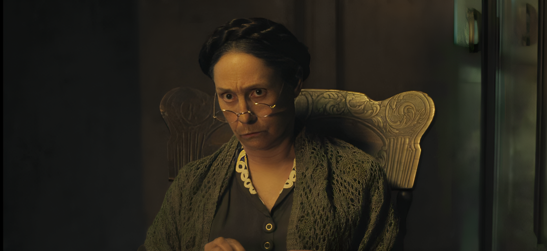 Ljudi su tek sad shvatili tko glumi majku Eda Geina u Netflixovoj seriji Monster