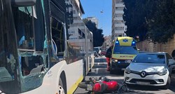 U Splitu se sudarili autobus, auto i motor. Dvoje ozlijeđenih