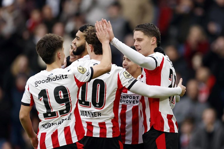 PSV bez Perišića lako pobijedio i zadržao prednost na vrhu