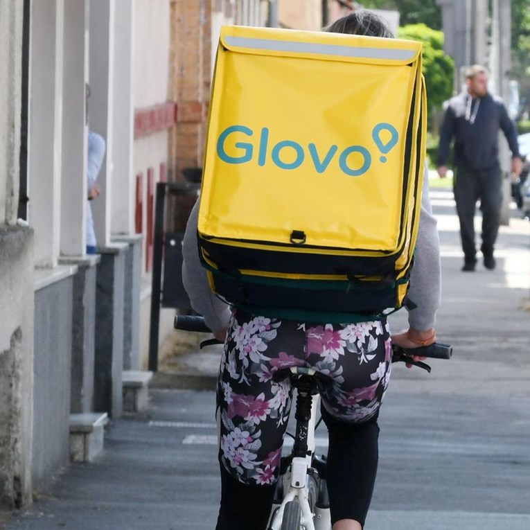 U Rijeci napali stranog dostavljača, uzeli mu hranu i novac