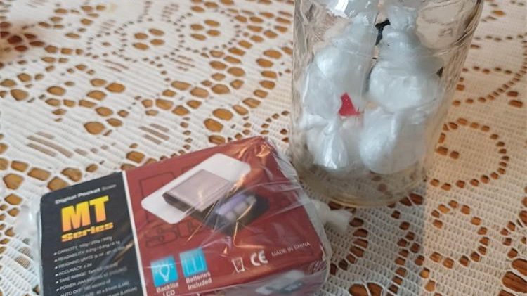 Uhićen 64-godišnjak u Županji: Pronađen kokain i krivotvoreni dokumenti