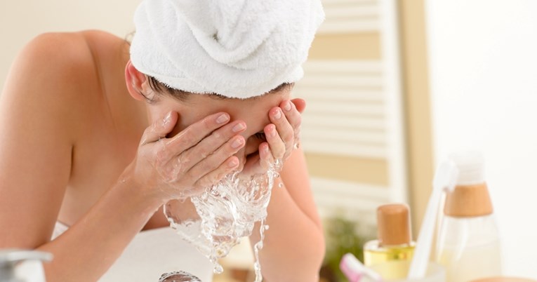 Dermatolozi upozorili na najčešće pogreške pri čišćenju lica