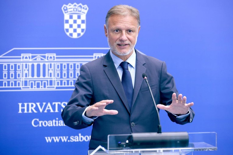 Jandroković: Srbija se naoružava. Treba biti spreman na sve vrste odgovora