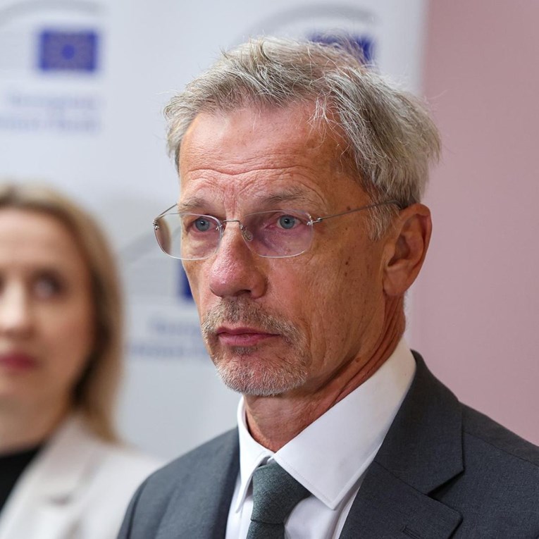 Guverner HNB-a: Godinama se zalažem da financijska pismenost bude predmet u školama
