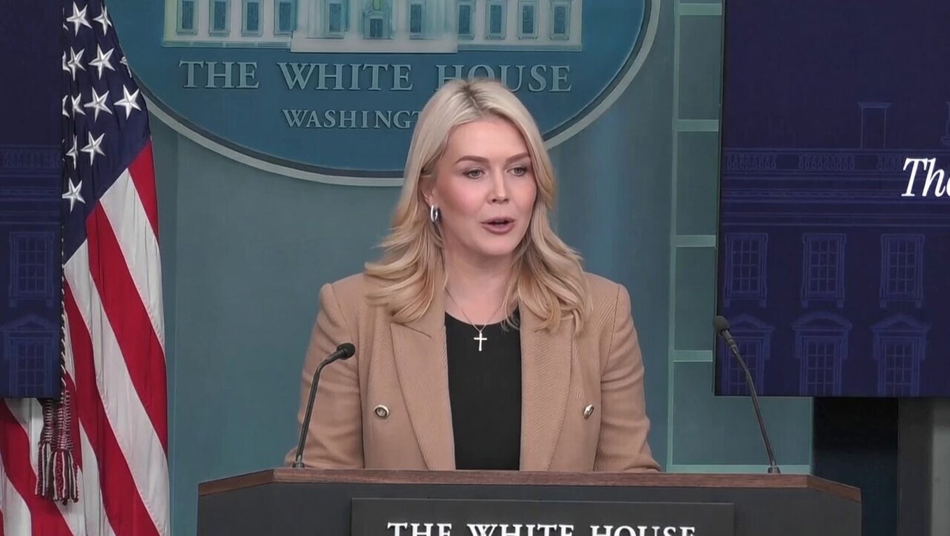 Trump: Ne bismo više trebal  imati izbore. Bijela kuća: To se on samo šali