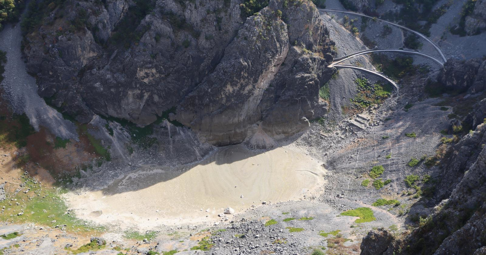 FOTO Presušilo Modro jezero