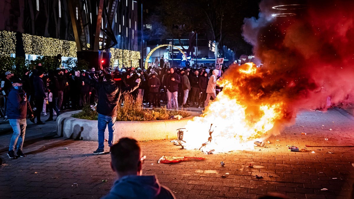 Prosvjed protiv mjera u Amsterdamu otkazan, organizatori ne žele nasilje