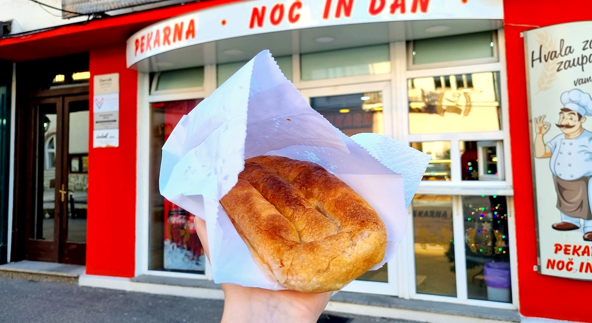 Konačno smo probali pizza-burek i ne znamo što misliti. Što vi kažete?