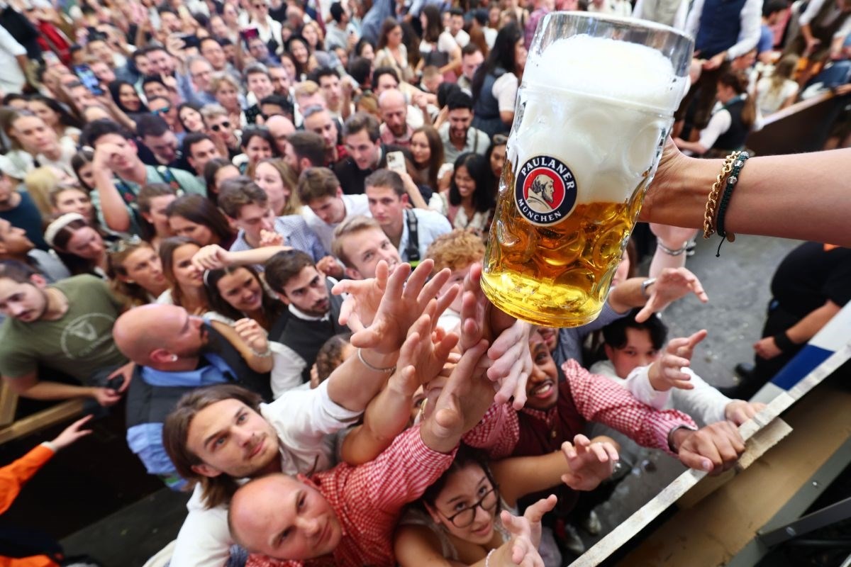 Djeca u Njemačkoj smiju piti alkohol uz nadzor roditelja, Nijemci to žele zabraniti
