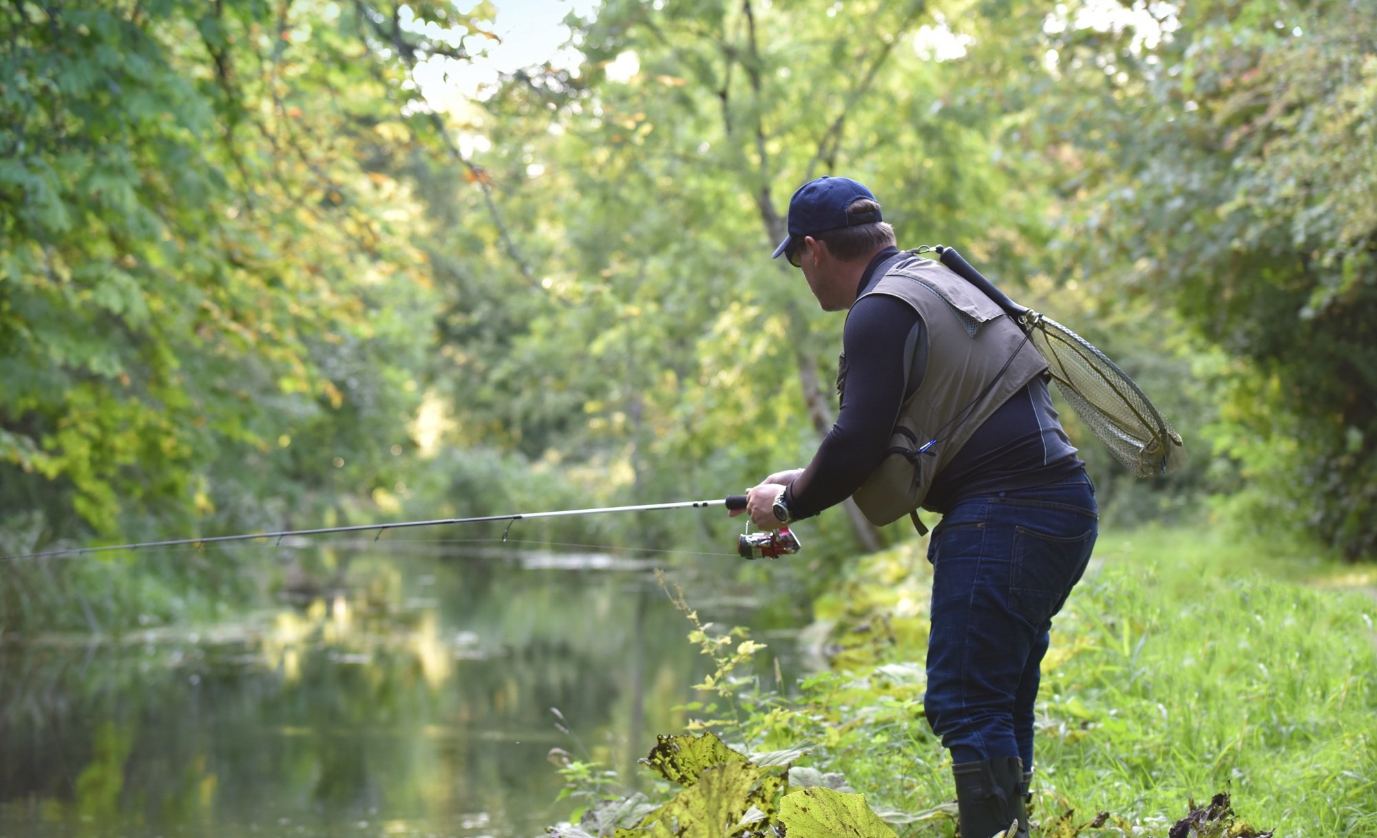 Najčešće greške kod kupnje ribolovne opreme: vodič za početnike